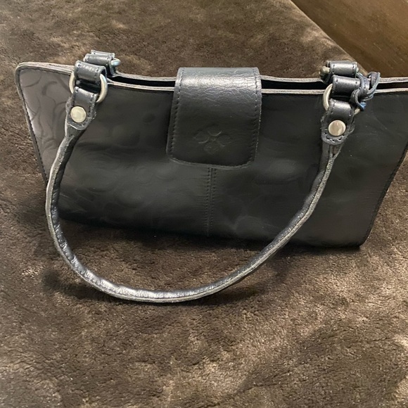 Patricia Nash Black Floral Embossed Shoulder Bag - Picture 11 of 12